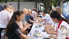 服务百姓健康行动 | 重庆新里程百鞍医院开展大型义诊暨科普宣传活动